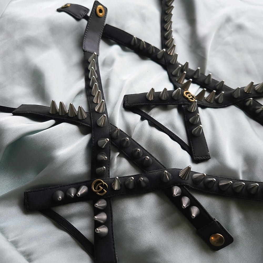 GUCCI Flashtrek Removable Spikes Strap 2sets - Picture 2 of 6